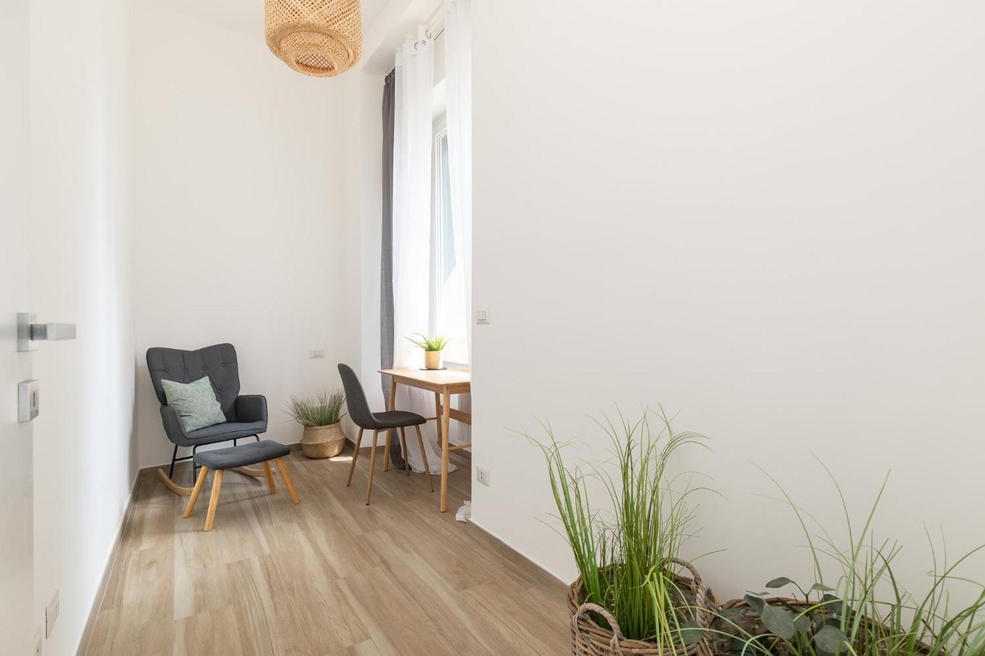 Luni 4 - Design Trilo -m3- 8 Min Dal Duomo Appartamento *